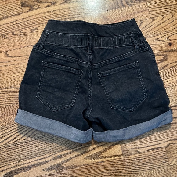 Banana Republic high rise jean shorts - Picture 2 of 3